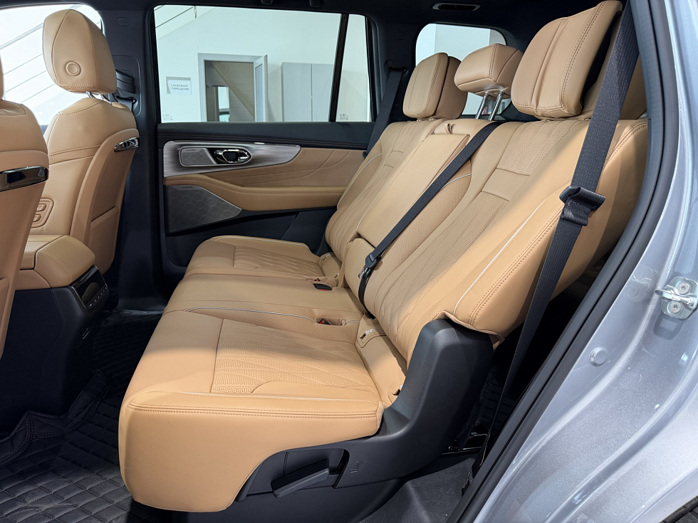 GAC GS8 GX Premium, серебряный