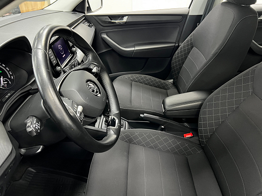Skoda Rapid Style, 2022 года, пробег 124439 км