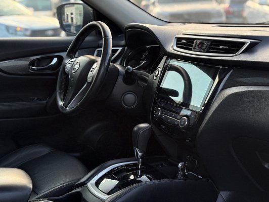 Nissan X-Trail LE, 2015 года, пробег 244320 км