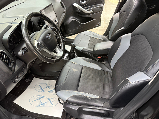 Lada (ВАЗ) XRAY Luxe Prestige, 2018 года, пробег 173428 км