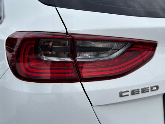 Kia Ceed Prestige, 2019 года, пробег 59816 км