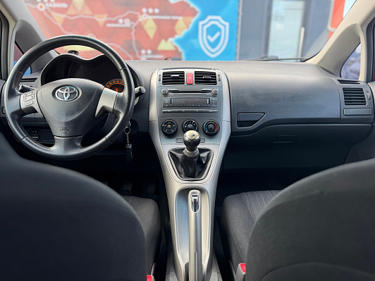Toyota Auris, 2008 года, пробег 167152 км