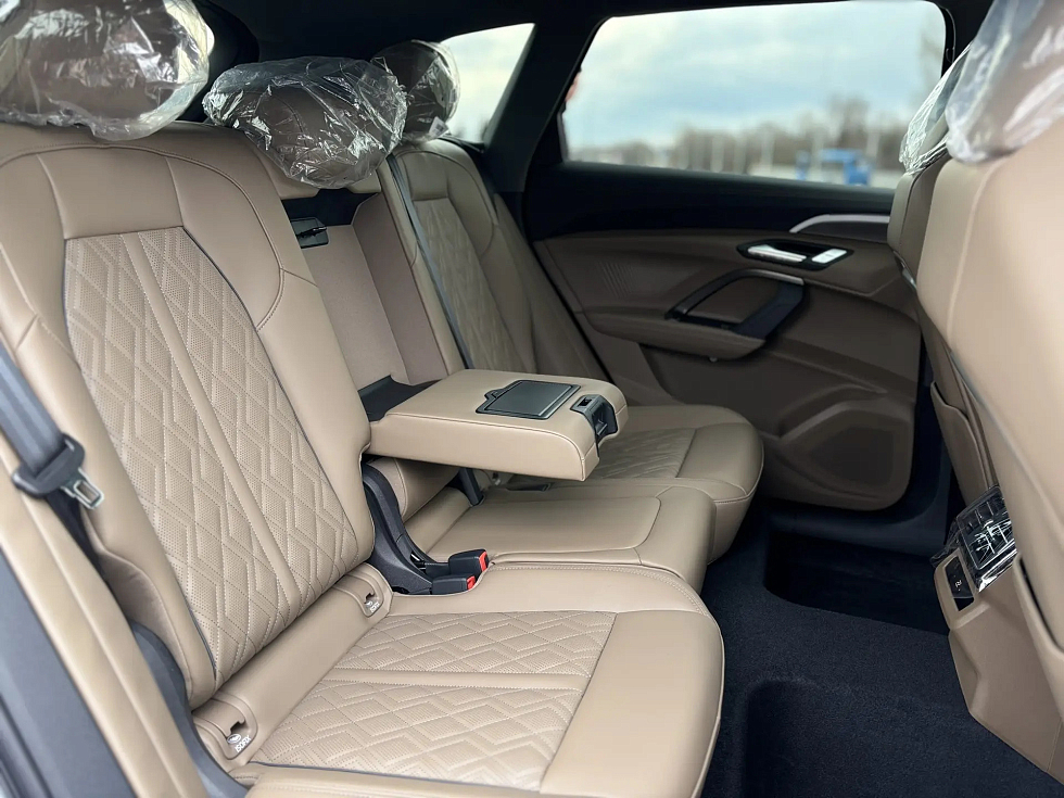 Audi Q5 Luxury, белый