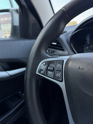 Lada (ВАЗ) Vesta Comfort Multimedia (2018-2019), 2017 года, пробег 144800 км