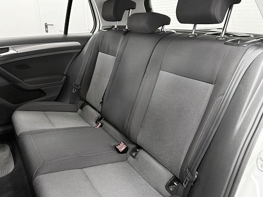 Volkswagen Golf, 2014 года, пробег 300000 км