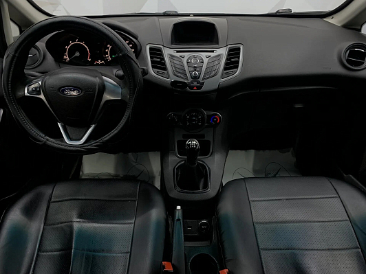 Ford Fiesta Ambiente, 2016 года, пробег 250638 км