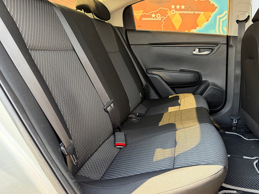 Kia Rio Лига Европы, 2018 года, пробег 87500 км