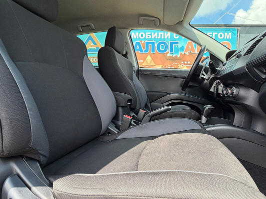 Mitsubishi Outlander Intense, 2010 года, пробег 252000 км