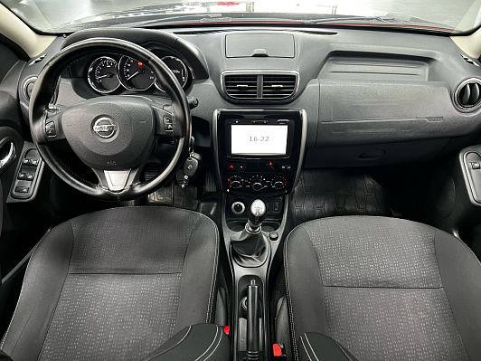 Nissan Terrano Elegance, 2019 года, пробег 105000 км