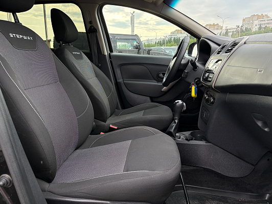 Renault Sandero Stepway Life, 2018 года, пробег 104157 км