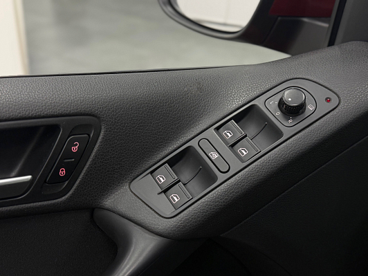 Volkswagen Tiguan Trend&Fun, 2013 года, пробег 156000 км