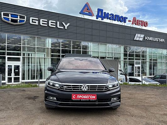 Volkswagen Passat, 2019 года, пробег 241690 км