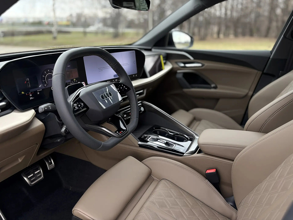 Audi Q5 Luxury, белый