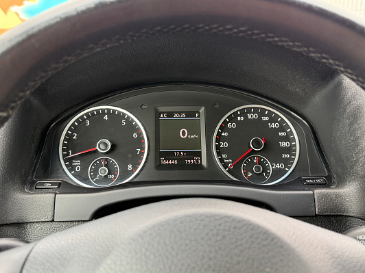 Volkswagen Tiguan Adventure, 2011 года, пробег 184000 км