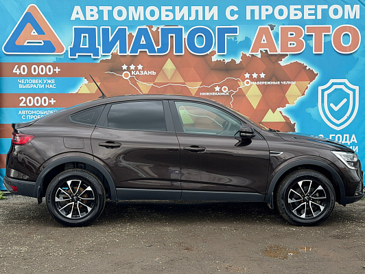 Renault Arkana Drive TCe 150, 2019 года, пробег 150000 км