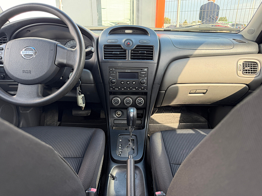 Nissan Almera Classic, 2011 года, пробег 304000 км