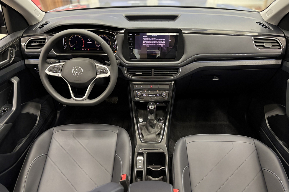 Volkswagen Tharu XR Sharp, серый