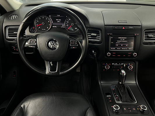 Volkswagen Touareg, 2012 года, пробег 180889 км