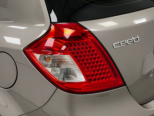 Kia Ceed, 2011 года, пробег 183086 км