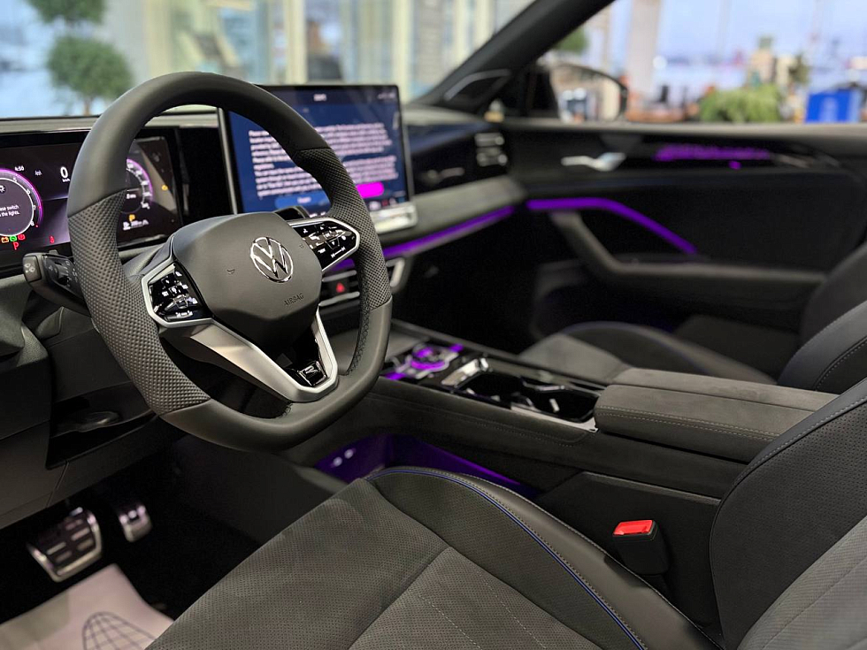 Volkswagen Tiguan R-Line Smart Leadership, белый