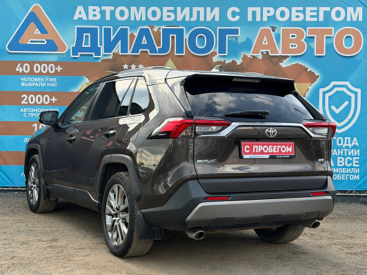 Toyota RAV4 Престиж Safety, 2021 года, пробег 102000 км