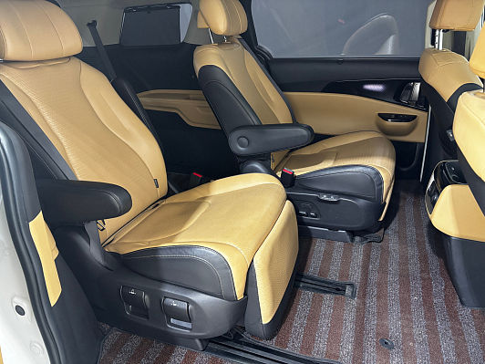Kia Carnival, 2020 года, пробег 81807 км