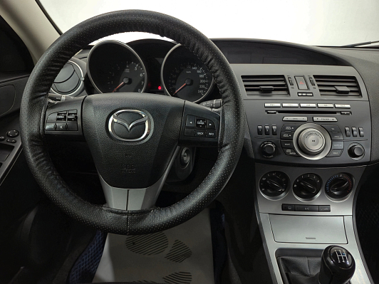 Mazda 3 Touring, 2011 года, пробег 166970 км