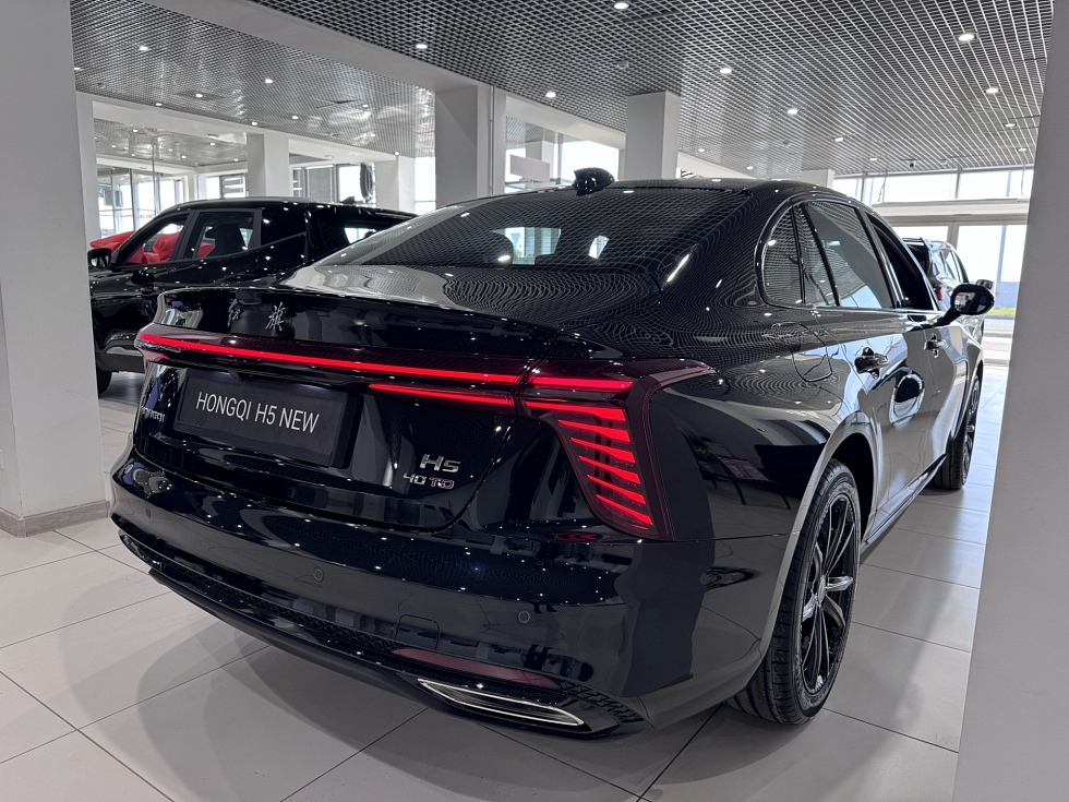 Hongqi H5 Чёрная Серия (Black Edition), черный