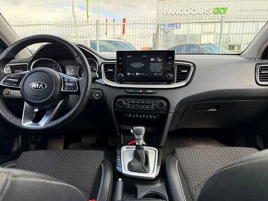 Kia Ceed Prestige, 2020 года, пробег 171082 км