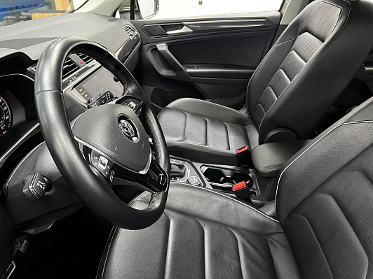 Volkswagen Tiguan, 2018 года, пробег 63418 км