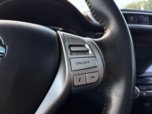 Nissan X-Trail LE, 2015 года, пробег 244320 км
