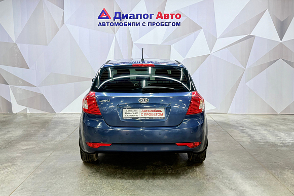 Kia Ceed, 2011 года, пробег 223305 км